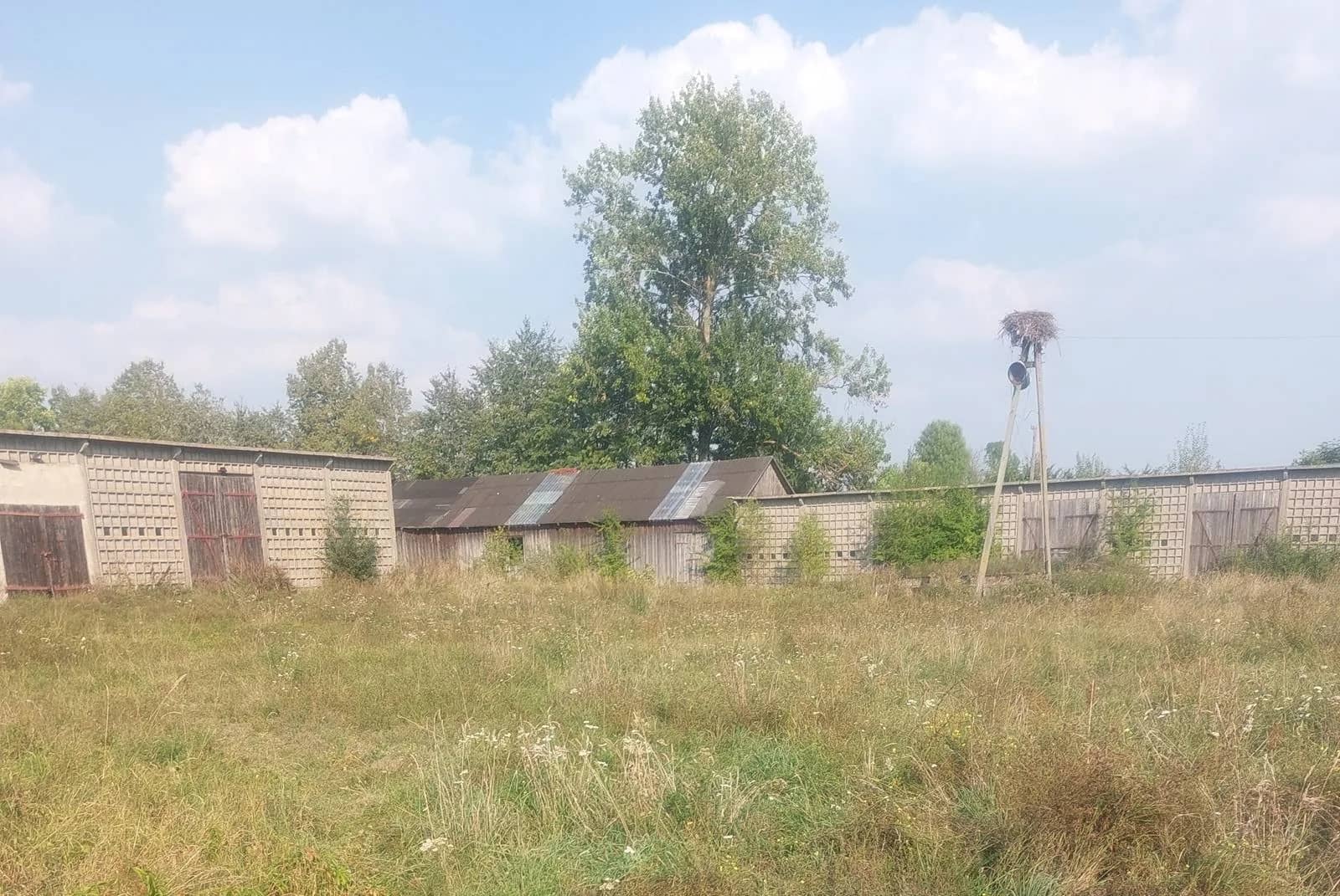 Działka 0,97 ha Mostołty 12 km od Ełku hala tartak
