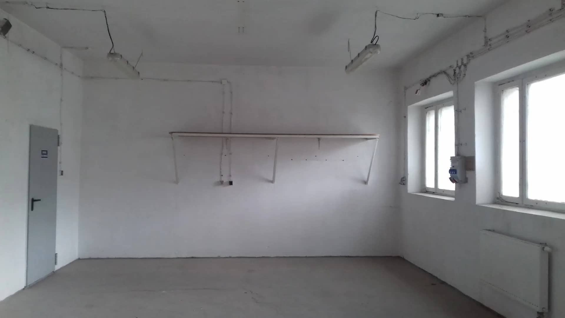 Budynek  produkcja-usługi-handel+biuro.394m2/1251m2