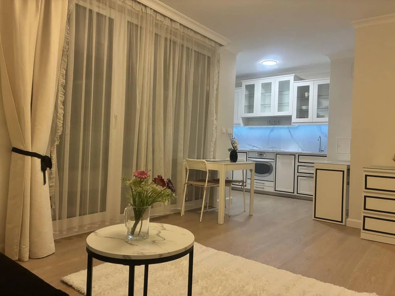 Nowe 30m2 balkon metro ochrona garaż