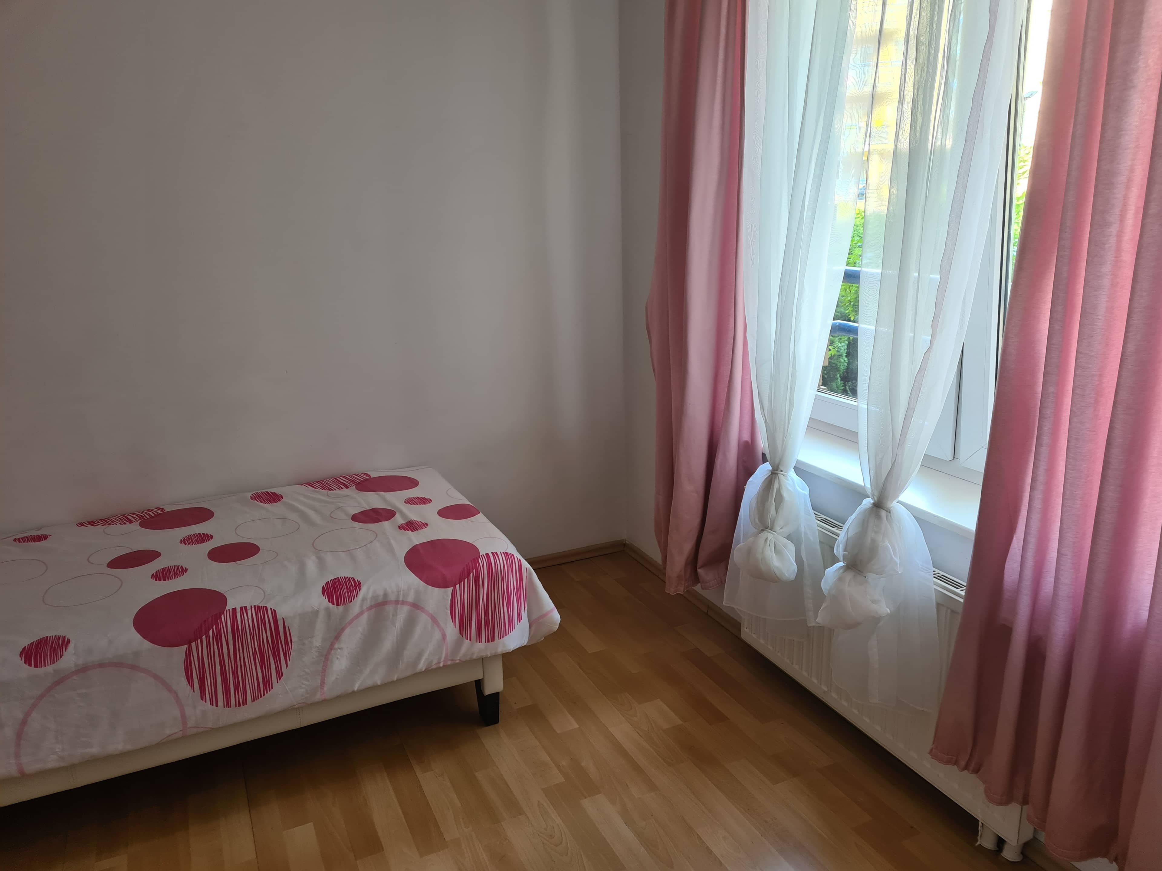 PIEKNE 4 POKOJE Z WIDOKIEM NA PARK I JEZIORO