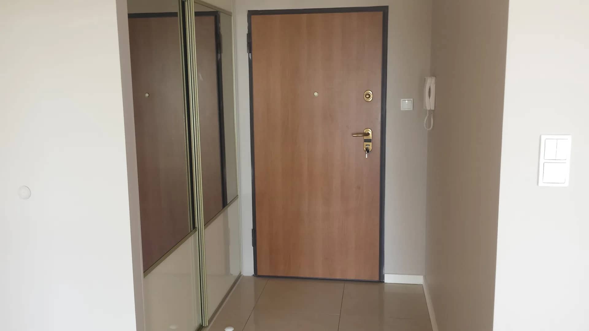 Bezpośrednio M.Wilanów 54m2 Piętro 4/4 Balkon Garaż 2 Pokoje