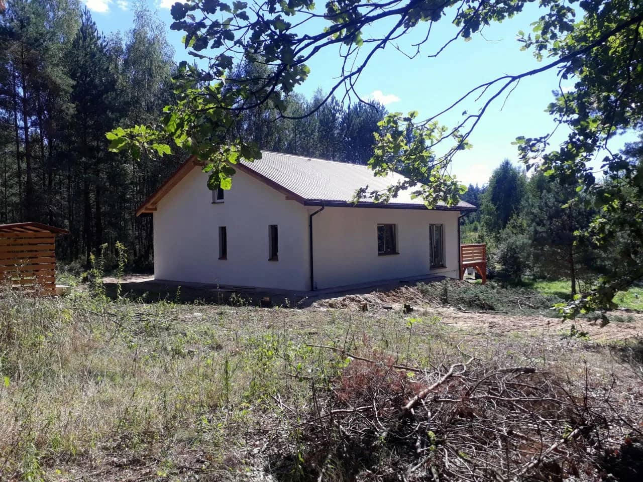 DOM WŚRÓD LASÓW I JEZIOR – MOKINY | 112 m² | DZIAŁKA 3000