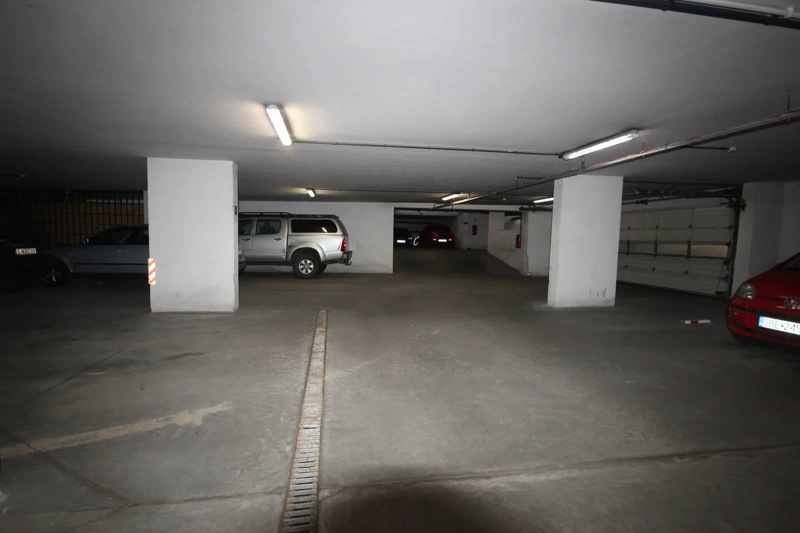 2 Miejsca Postojowe (22m2) okolice Placu Kromera (Wrocław)