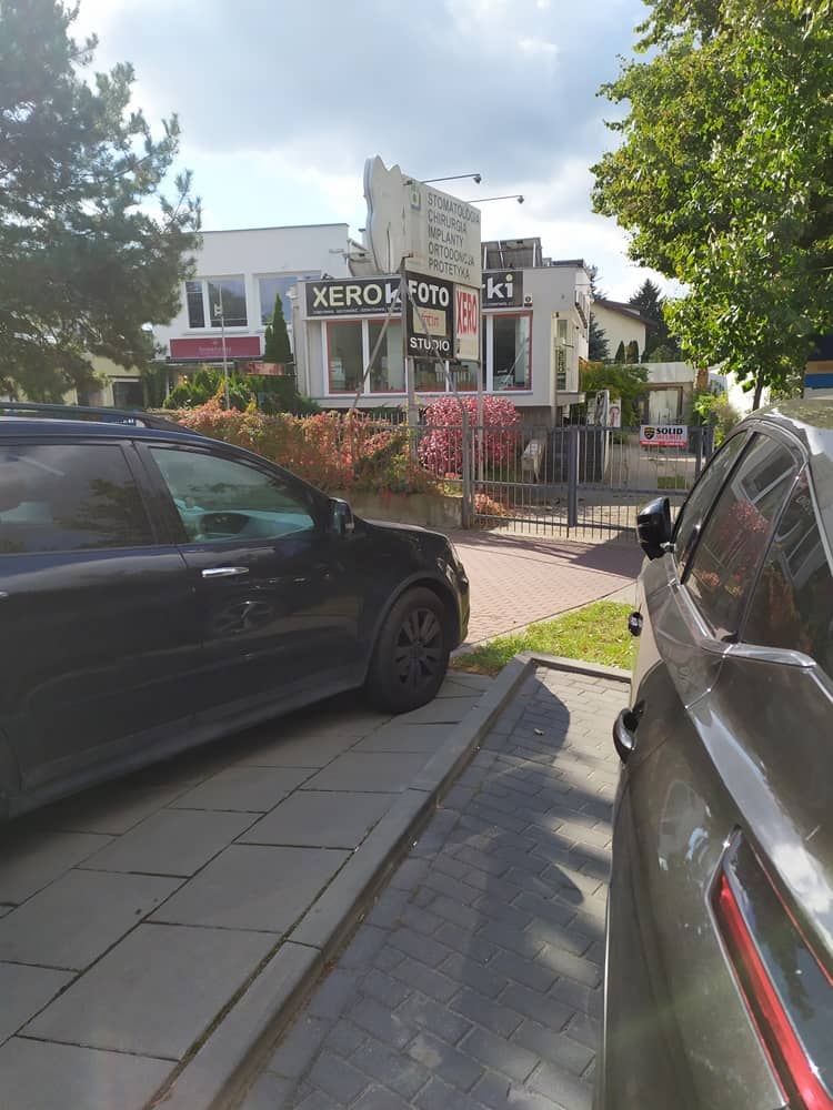 Lokal użytkowy centrum Łomianki od głównej ulicy Warszawska