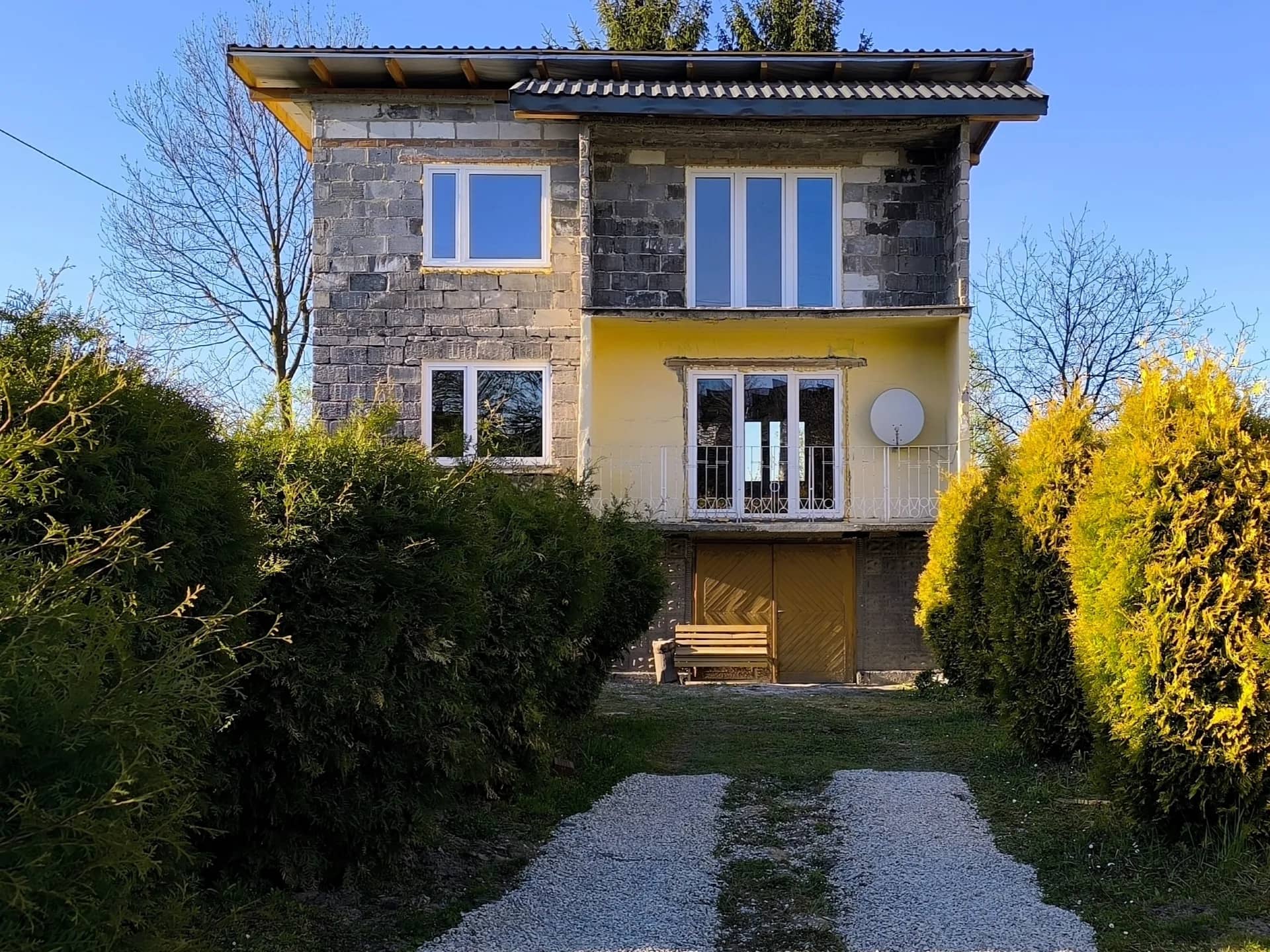 Dom inwestycyjny 2 mieszkania | 14 ar | 150 m2 | gm. SKAWINA