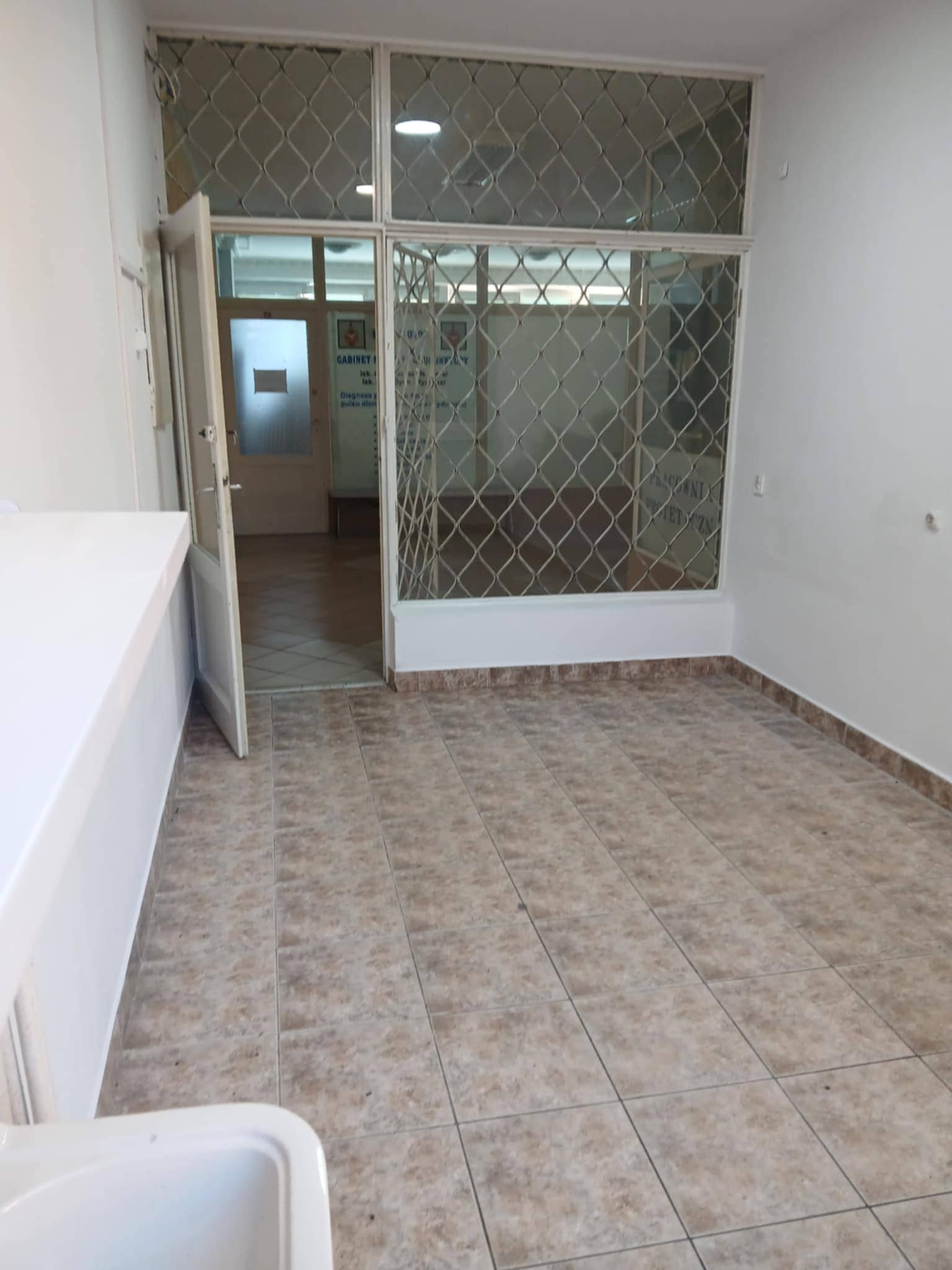 Lokal usługowy handlowy 13,5m2 Rzemieślnik