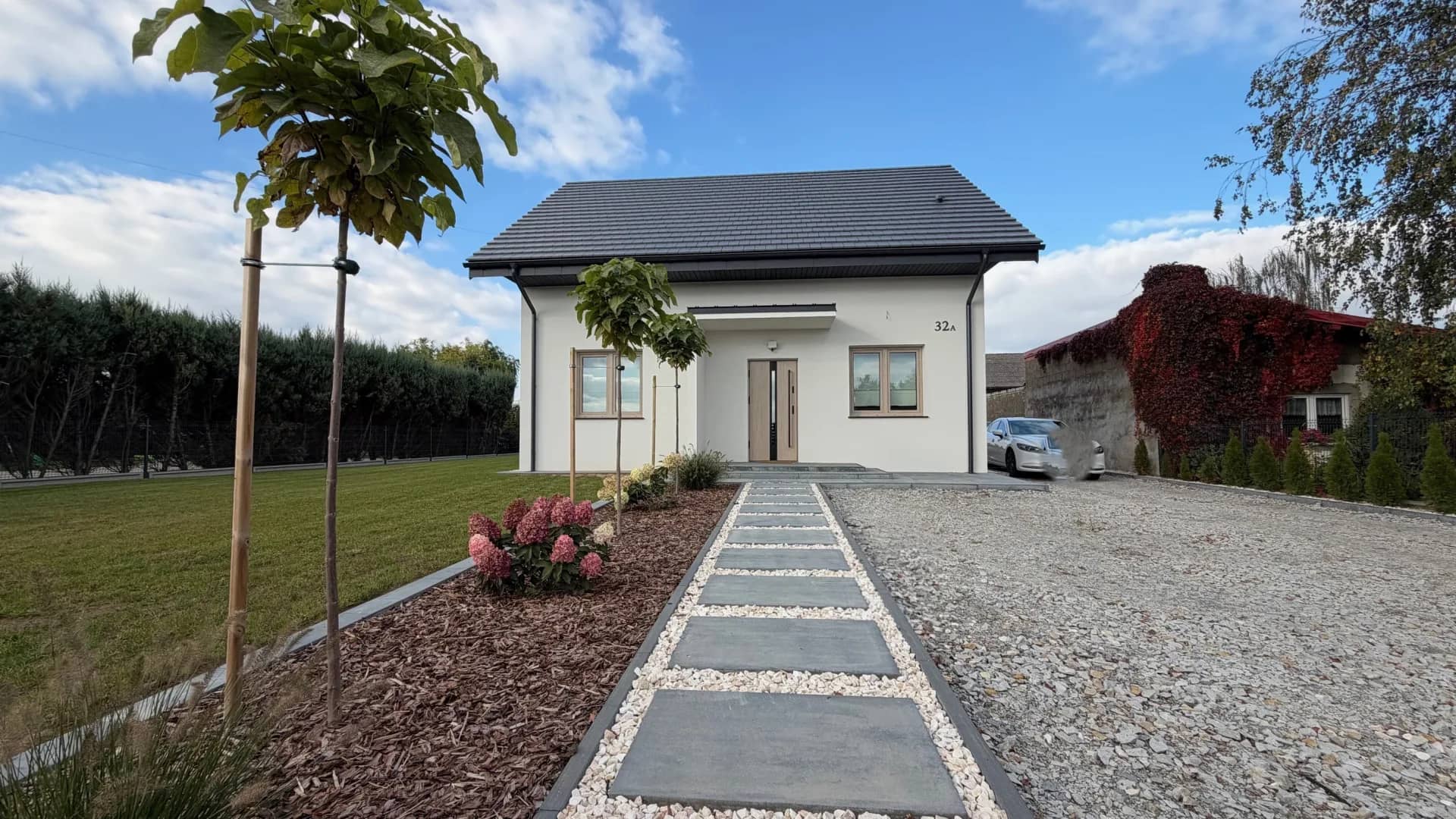 Nowy dom o pow. 108 m² na dużej działce 39,5 ar