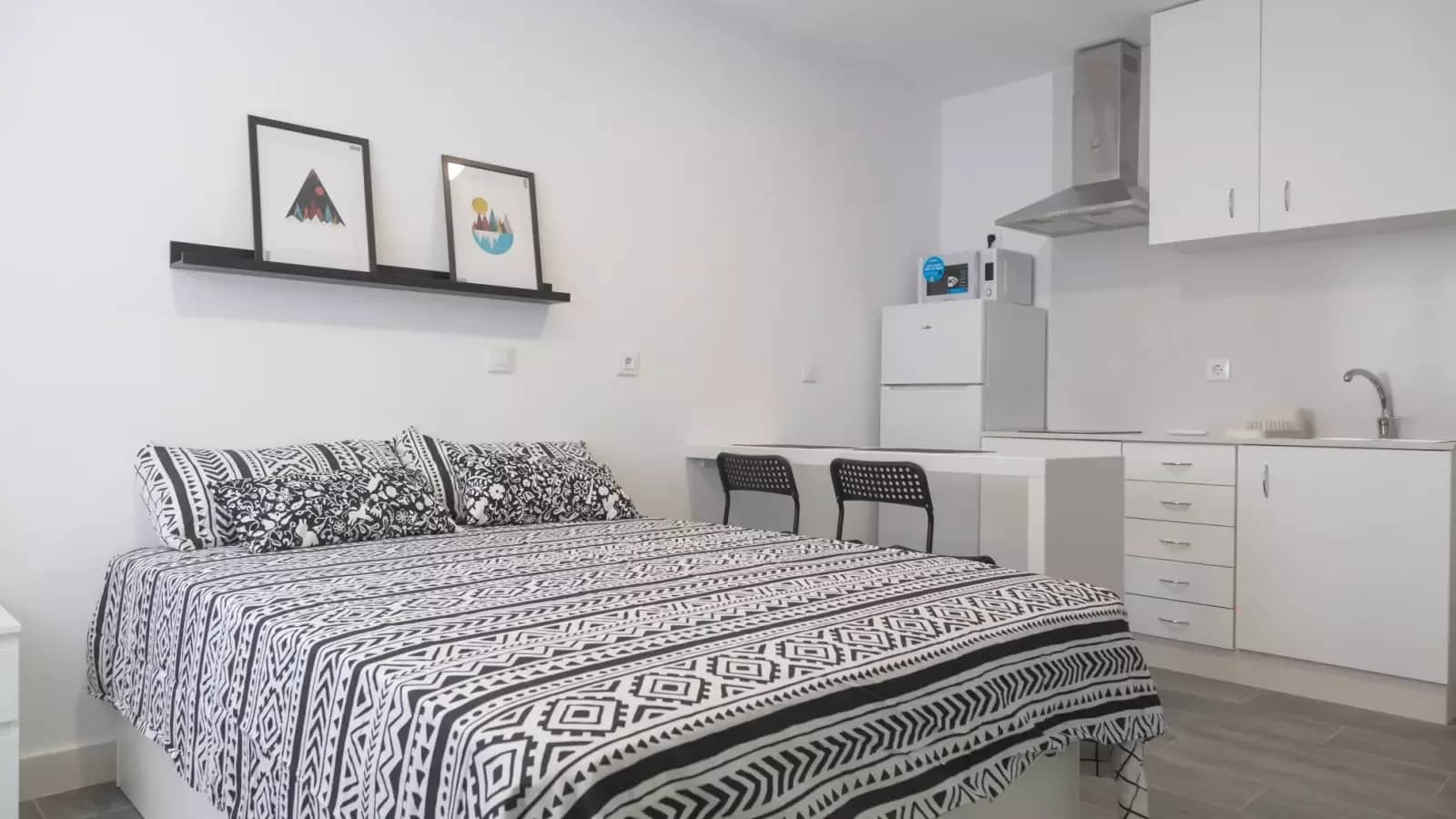 Umeblowane kawalerka 25 m², Królowej Jadwigi 94