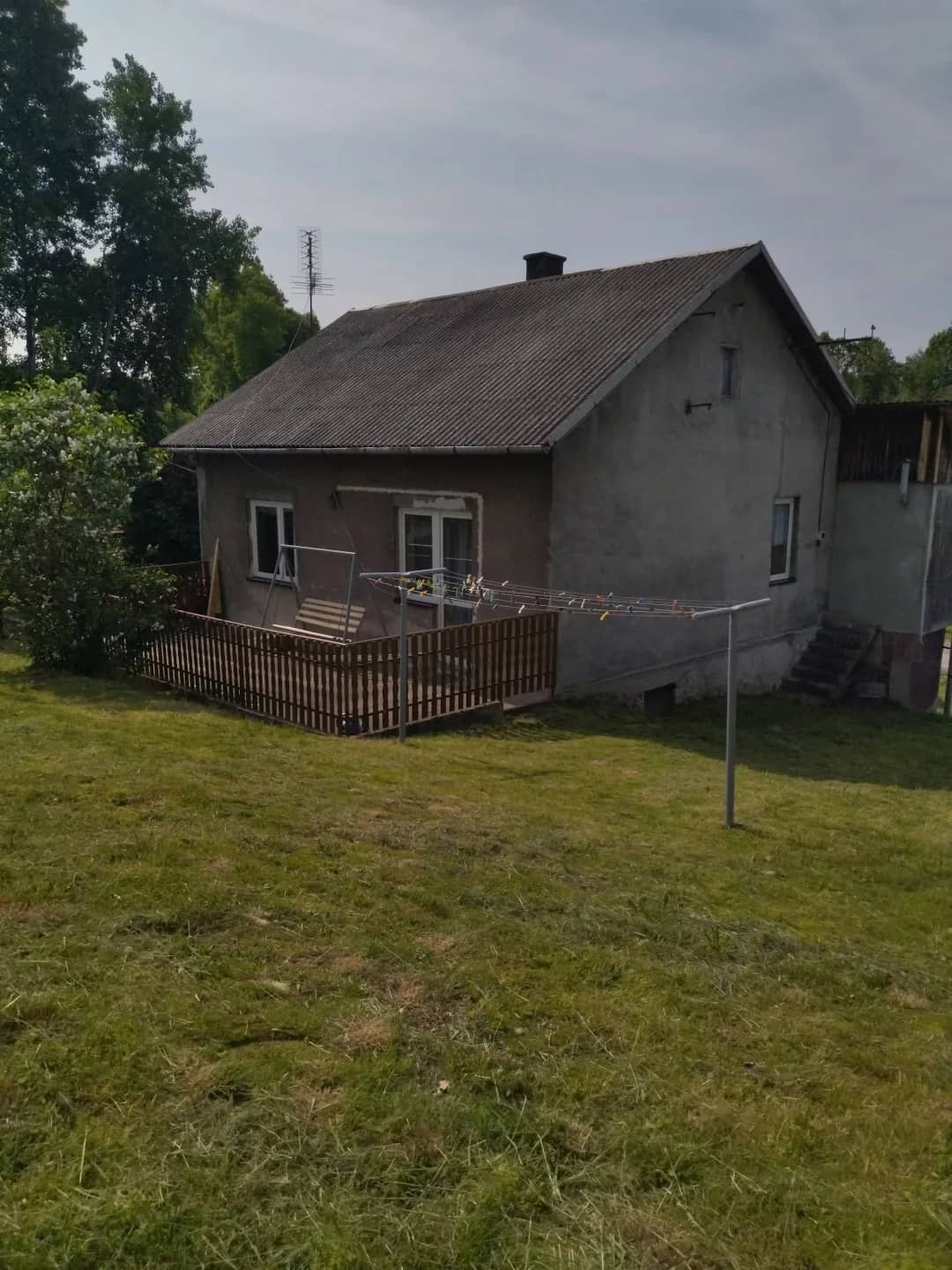 SPRZEDAM DZIAŁKĘ BUDOWLANĄ Z DOMEM