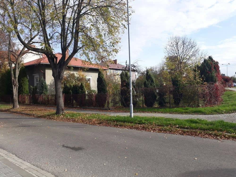 Sprzedam dom z ogrodem 9 arów w Centrum Tarnowa