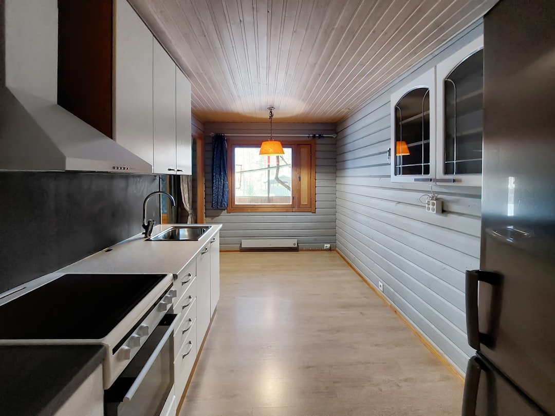 Nowoczesne wnętrze domu z kontenerów