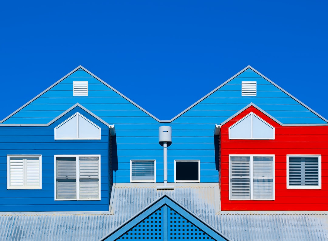 Porównanie stałego i zmiennego oprocentowania kredytu hipotecznego