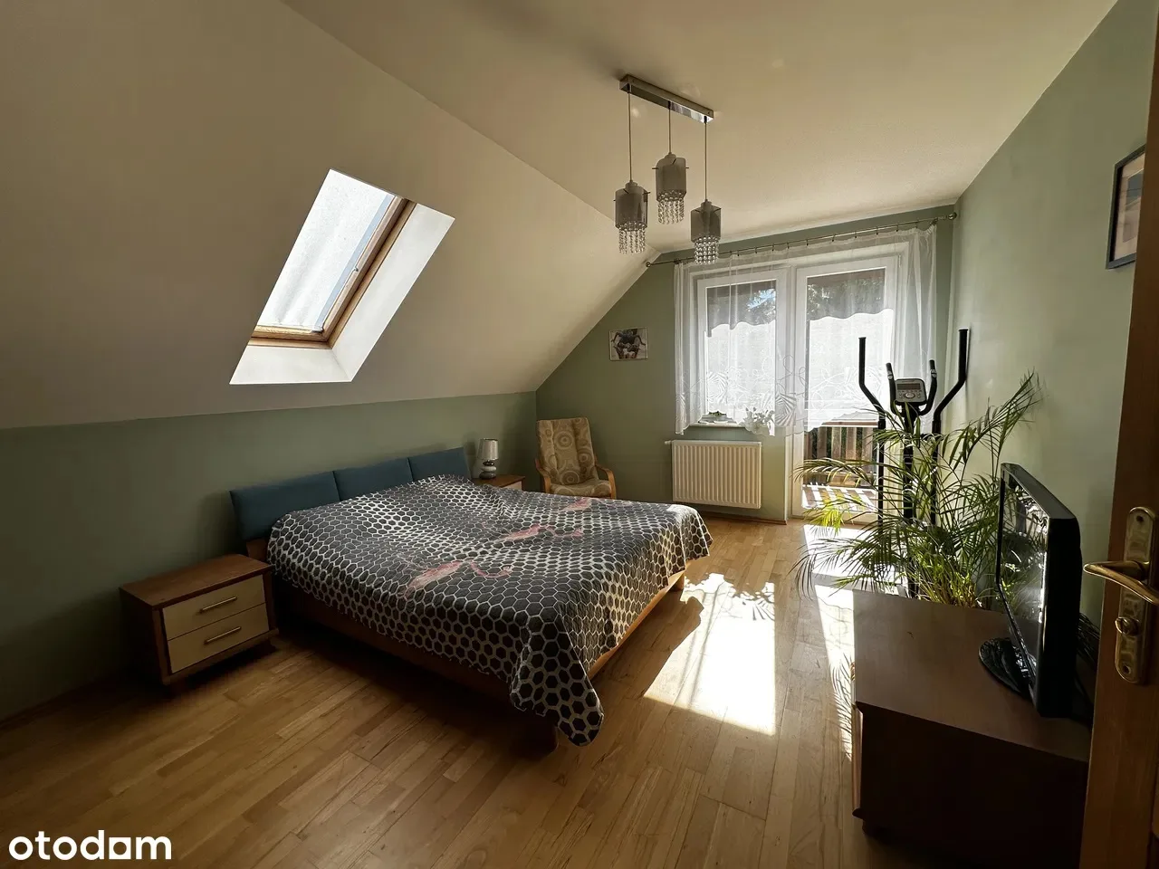 Nowoczesny dom z ogrodem w prestiżowej lokalizacji w pełni wyposażony!