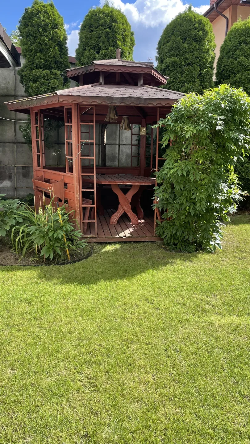 Dom jednorodzinny blisko lasu i jeziora