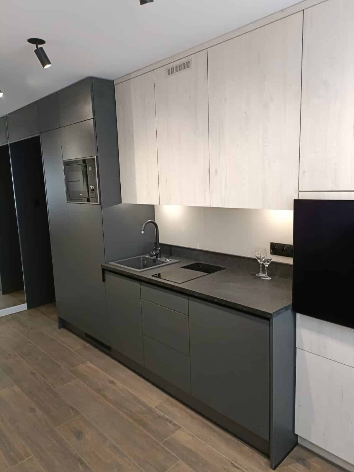 Gorlice, kawalerka w centrum, 606S/2023