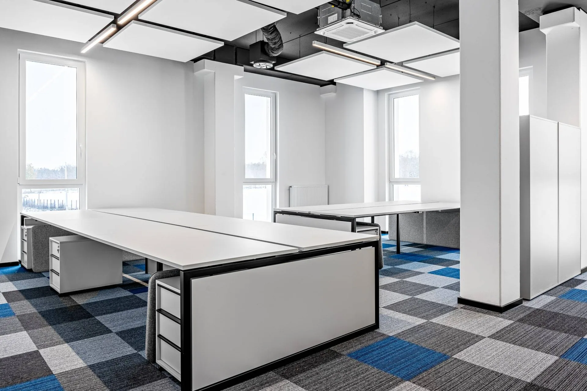 Nowoczesne biura przy granicy niemieckiej