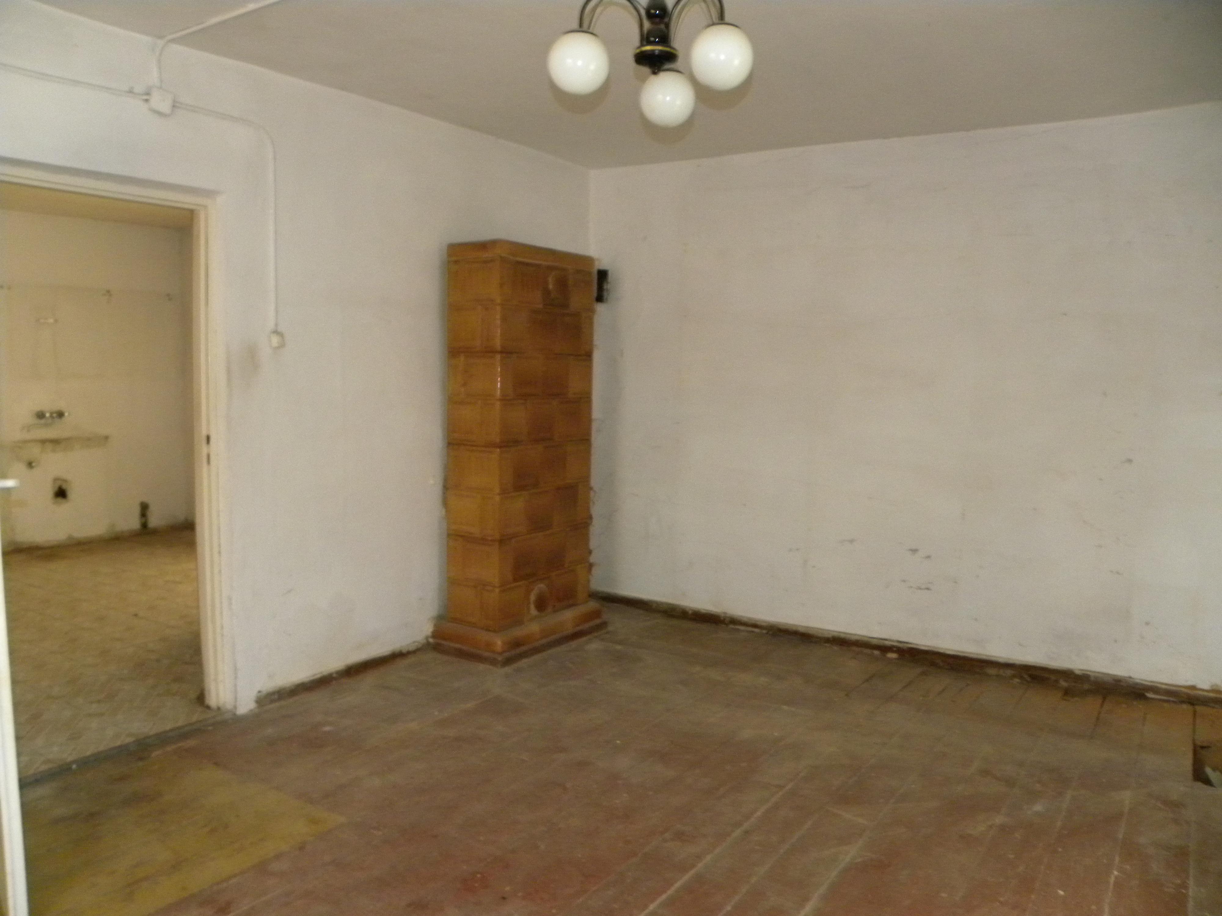 Uście Gorlickie, dom drewniany 5 pokoi, 540S/2021