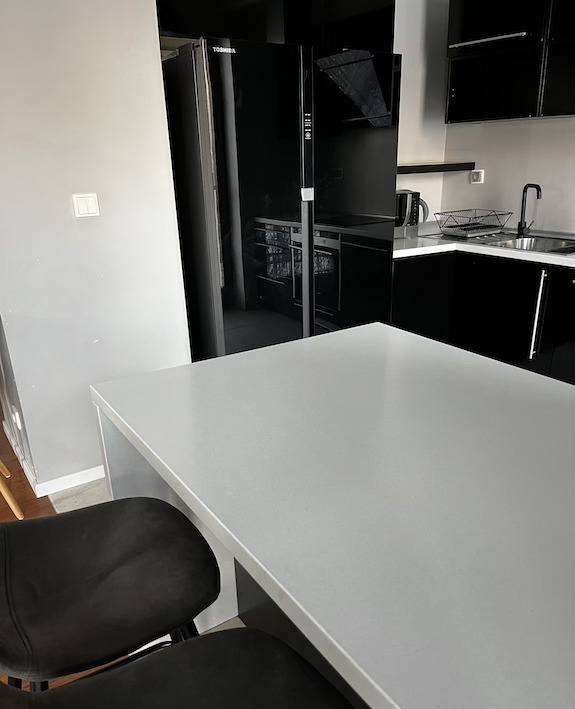 Mieszkanie 76mkw, 3-pokojowe, nowoczesne, umeblowane, ogródek.