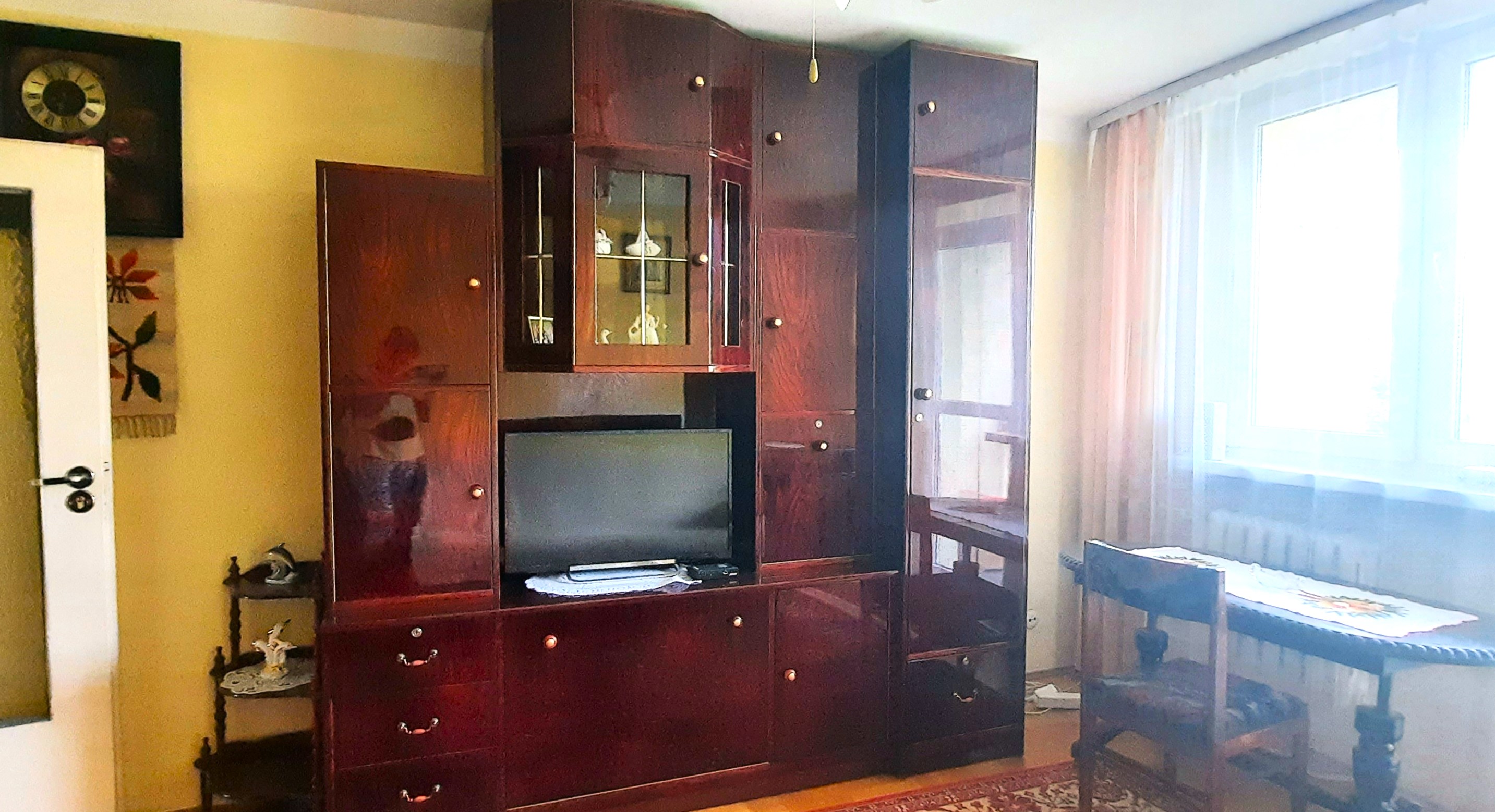 Sprzedaż mieszkania własnościowego z KW