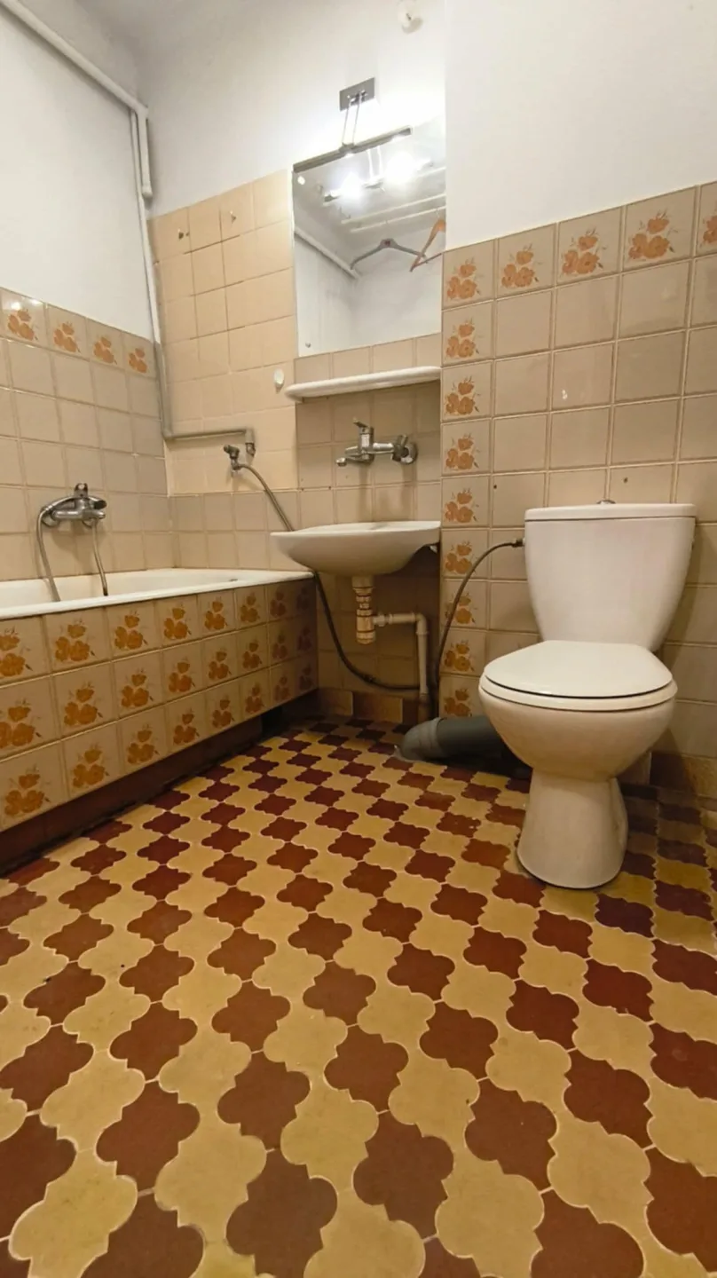 Ustawna kawalerka na sprzedaż