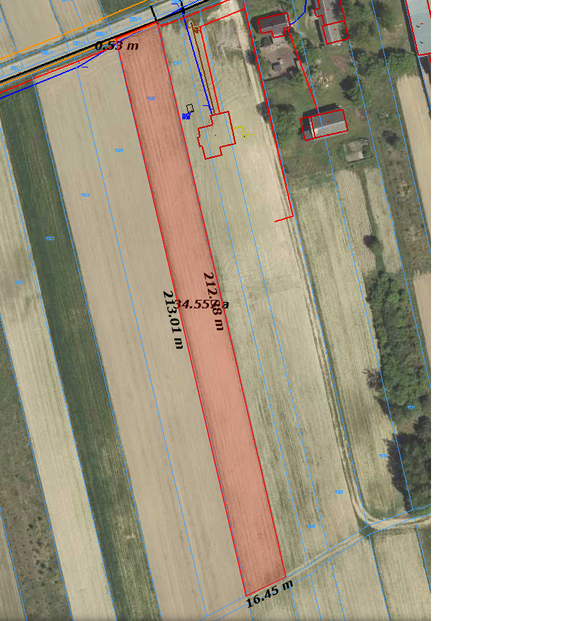 Na sprzedaż . działka około 35 arów przylegająca do drogi i mediów Działka przy drodze asfaltowej w cichej spokojnej okolicy przy granicach działki, uzbrojenie ,- woda, prąd i światłowód .