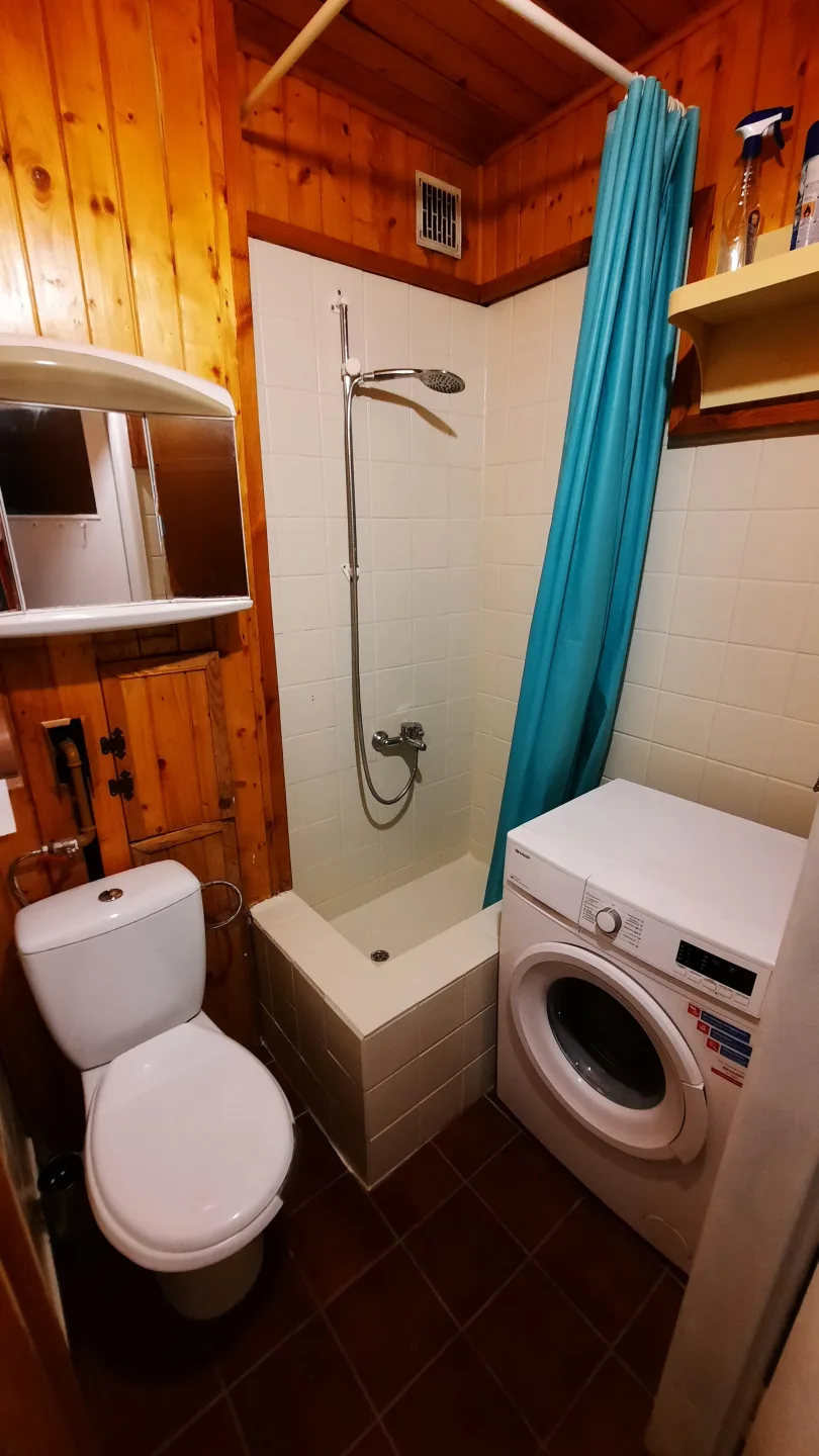 Wynajmę mieszkanie 2 pokojowe na 1 piętrze z balkonem i widokiem na zieleń.