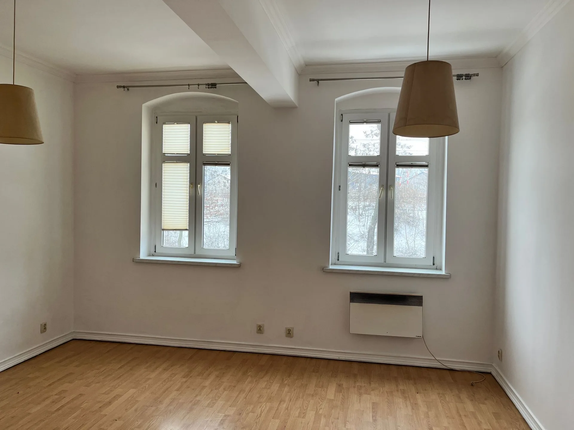 Przestronne mieszkanie 72 m² z miejscem postojowym w Chorzowie