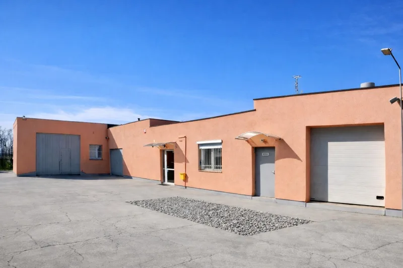 Budynek produkcja-usługi-handel+biuro.394m2/1251m2