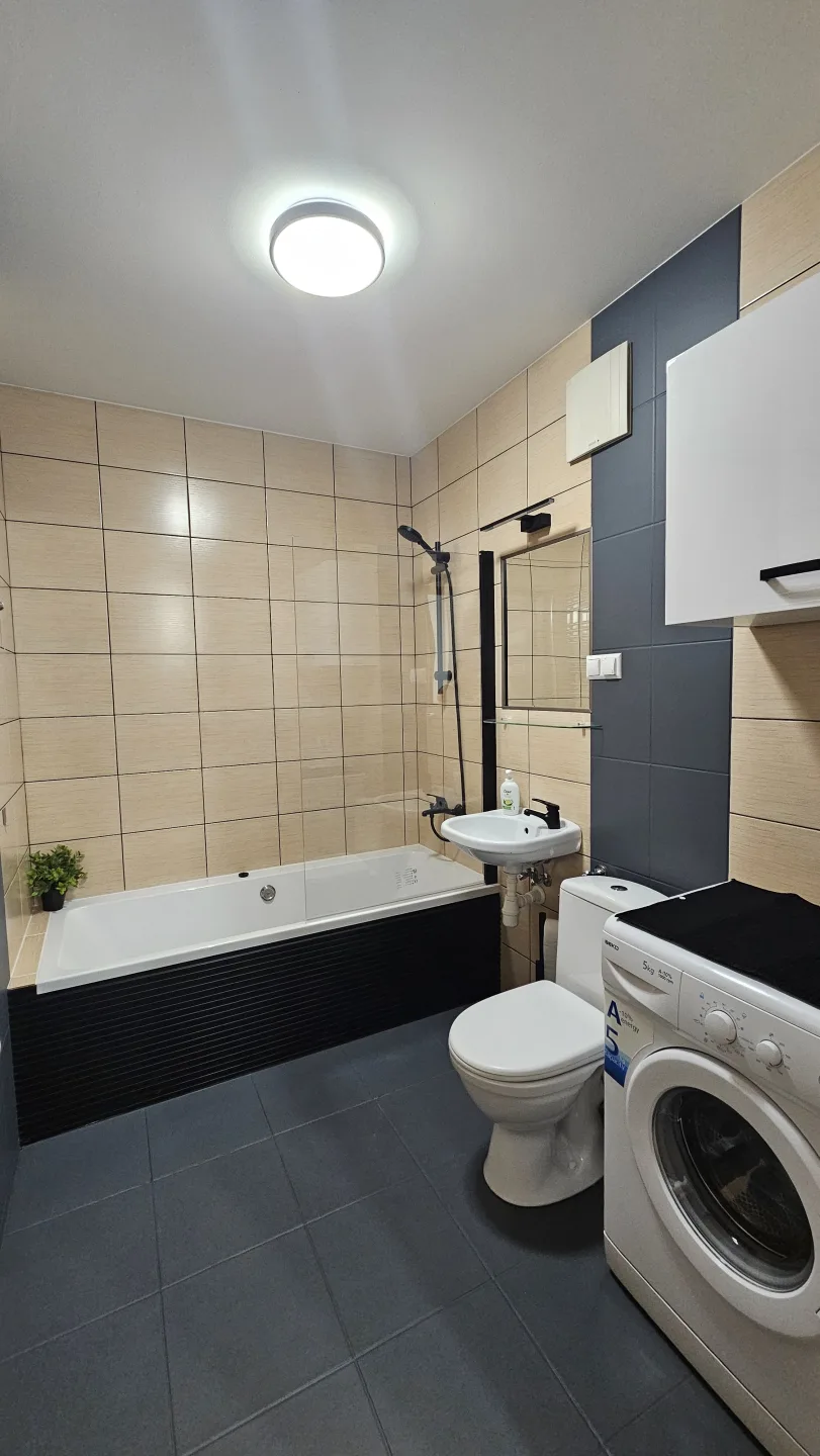 wynajme 2 pok z aneksem,34m,Dywizjonu 303,wlasciciel,od zaraz