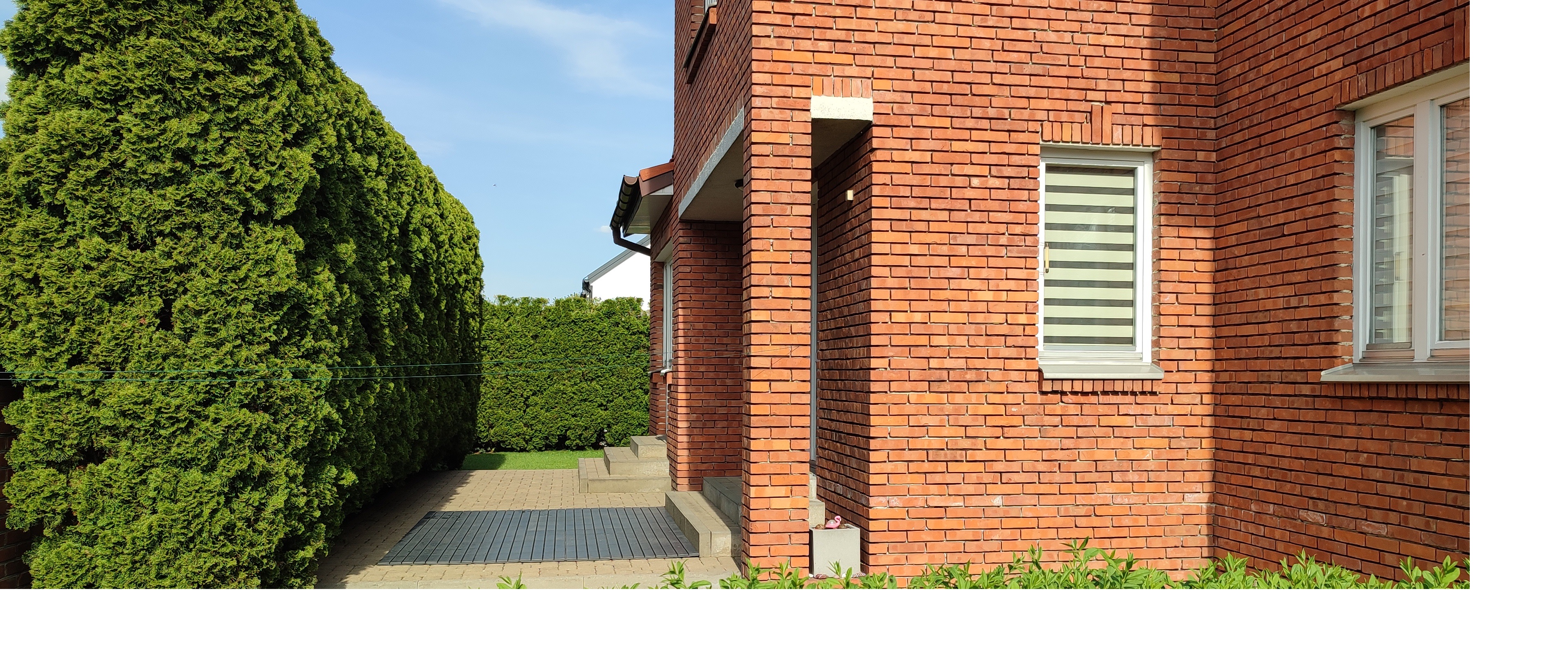 Sprzedam wygodny przestronny dom 440m2 80 km od Warszawy