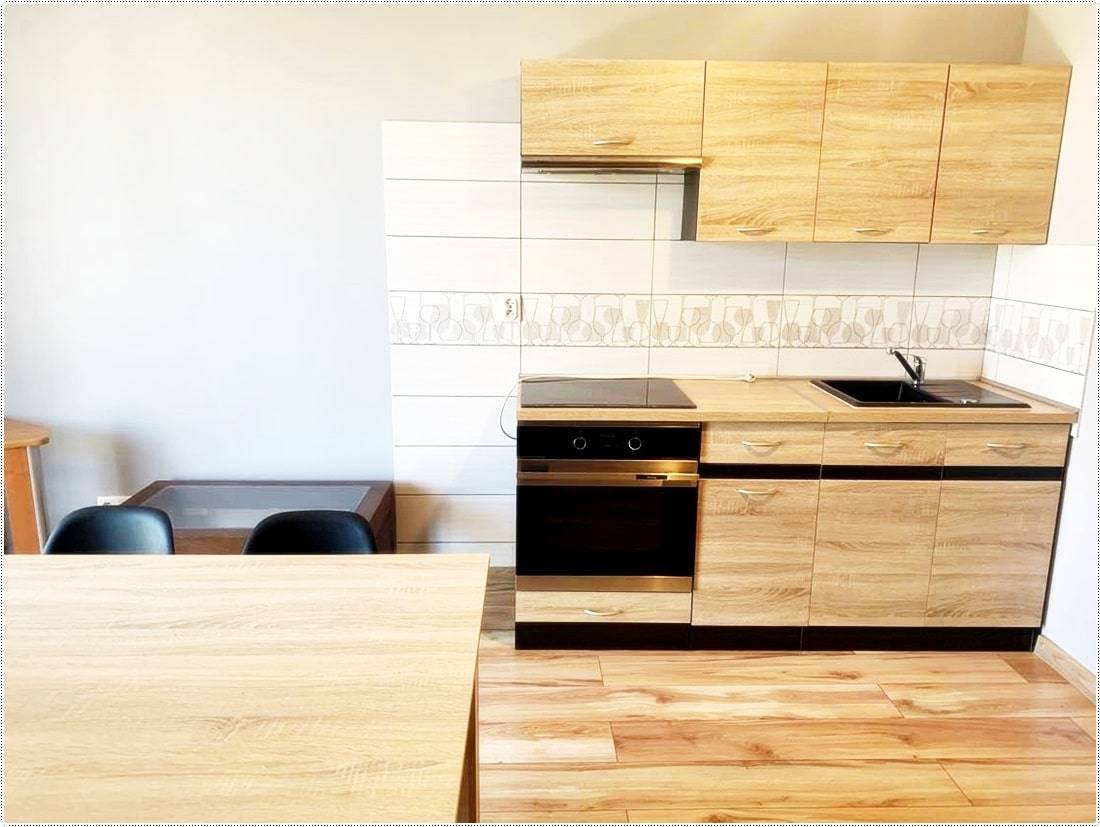 Umeblowane mieszkanie z dużym tarasem na parterze