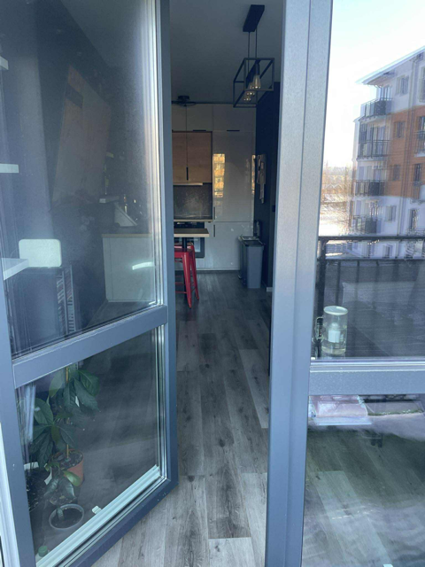 Nowoczesne 2-pokojowe mieszkanie z garażami w cenie, umeblowane!