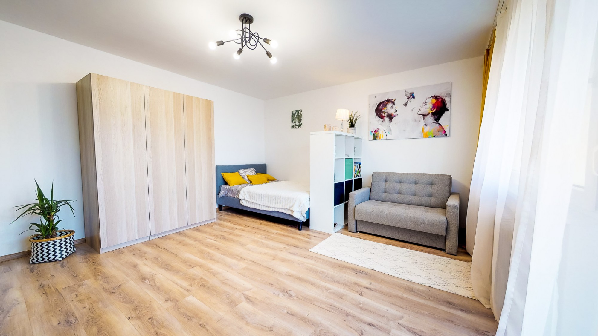 Duże mieszkanie na Kurdwanowie.