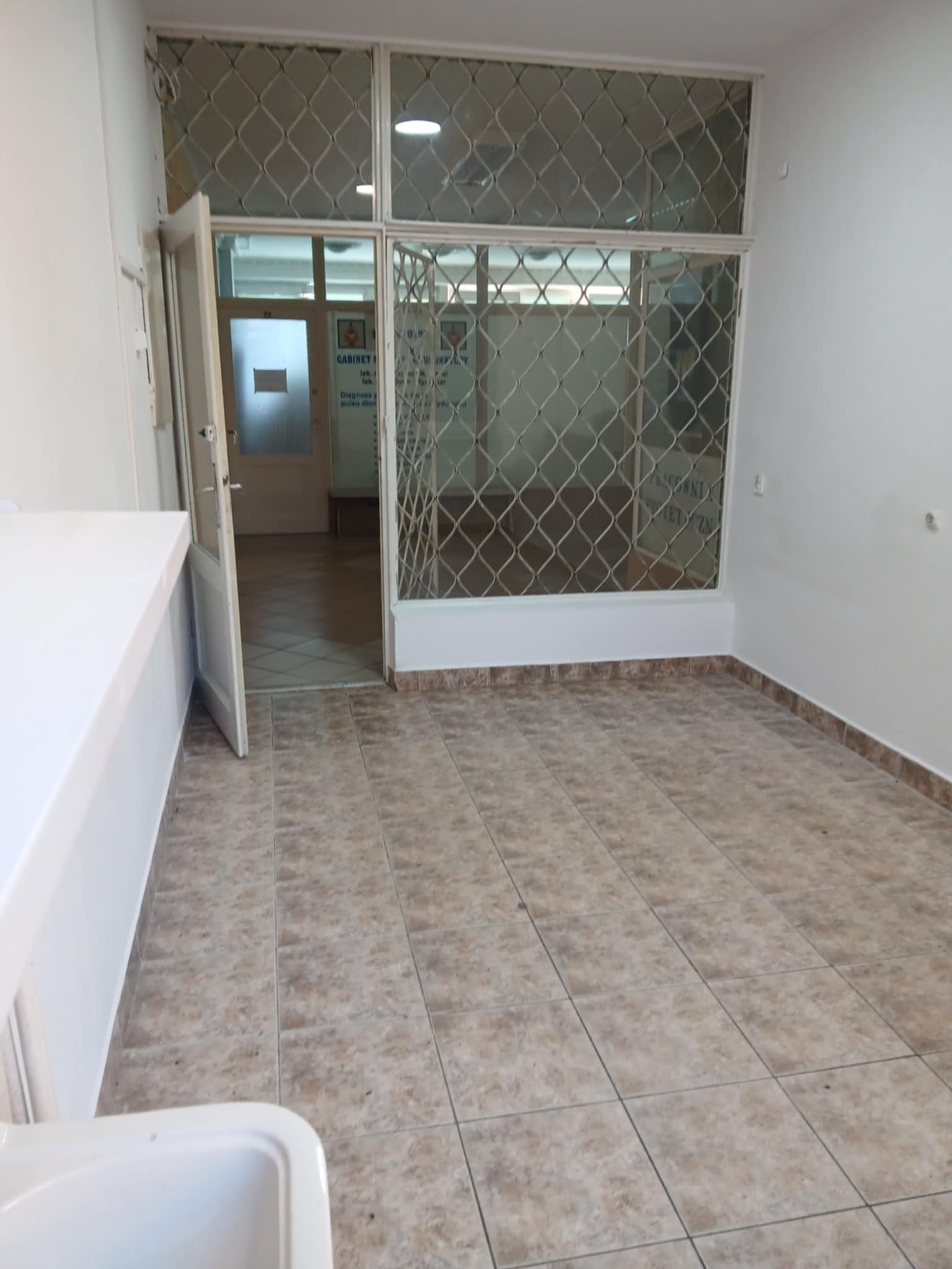 Lokal usługowy handlowy 13,5m2 Rzemieślnik