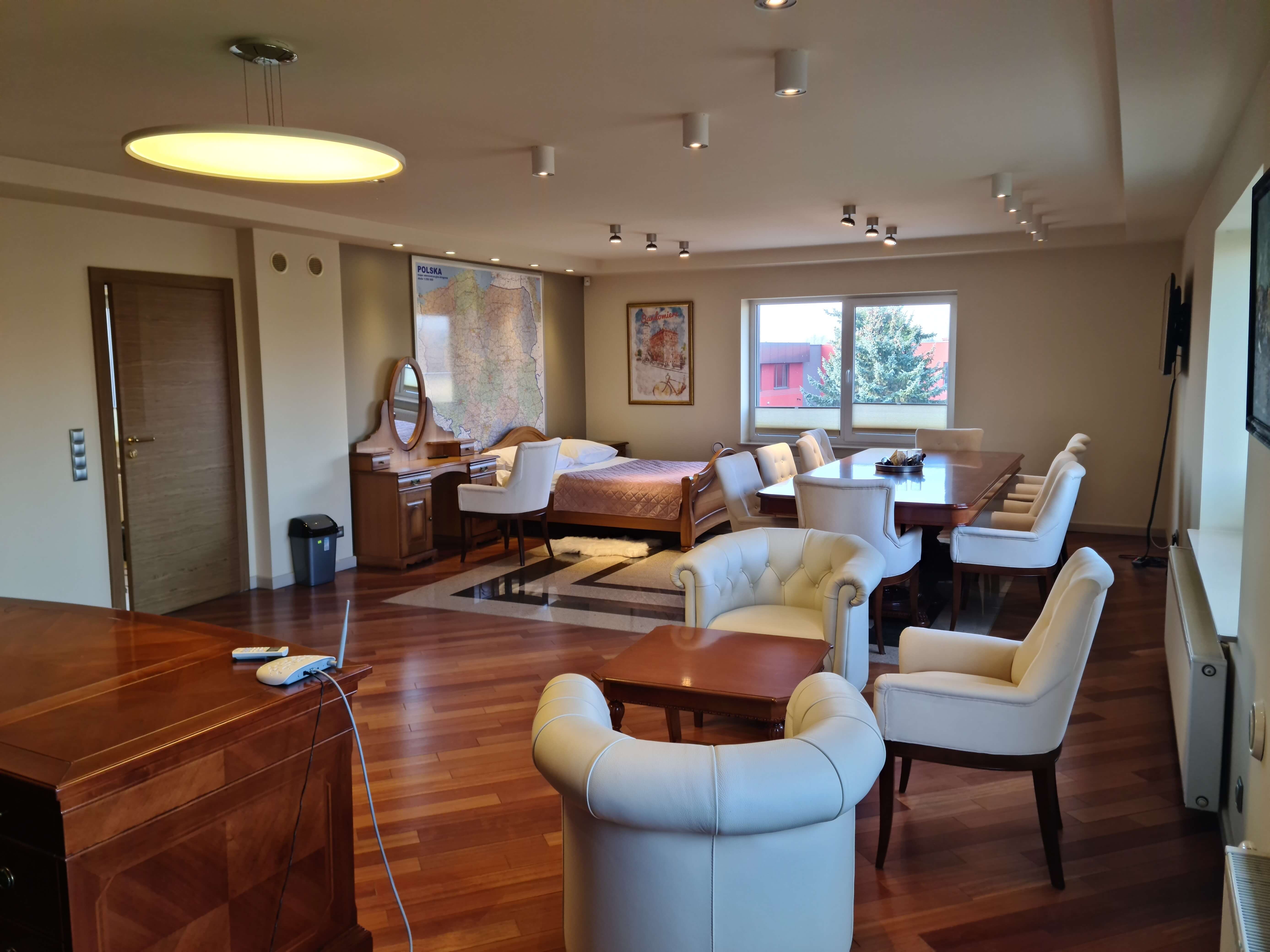 Przestronny lokal biurowo-usługowy w Sandomierzu