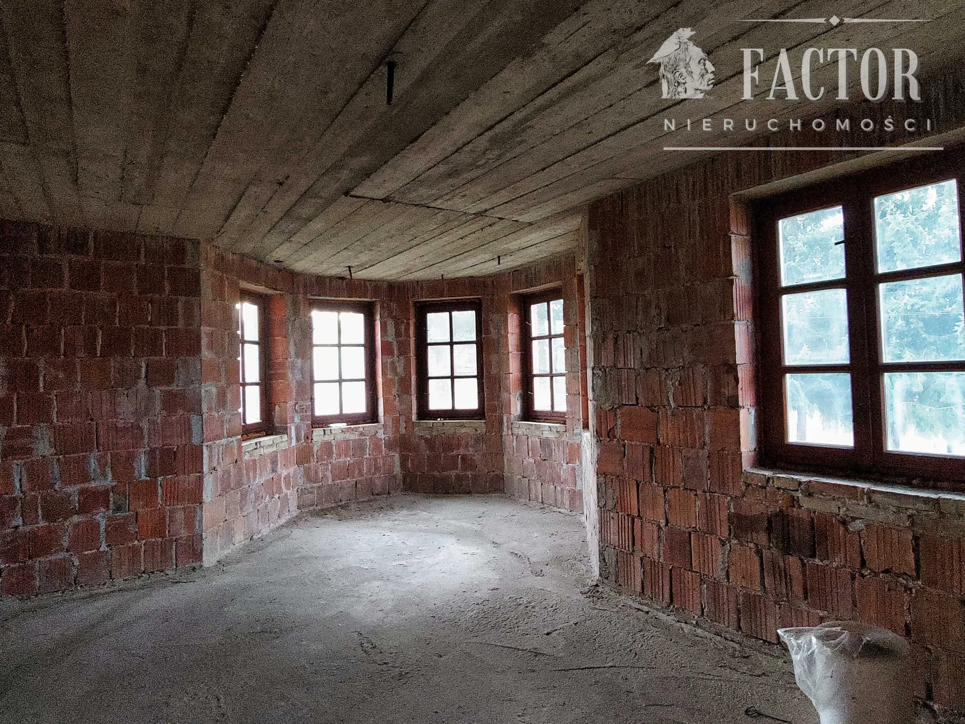 Dom w stanie surowym zamkniętym – Wola Łużańska