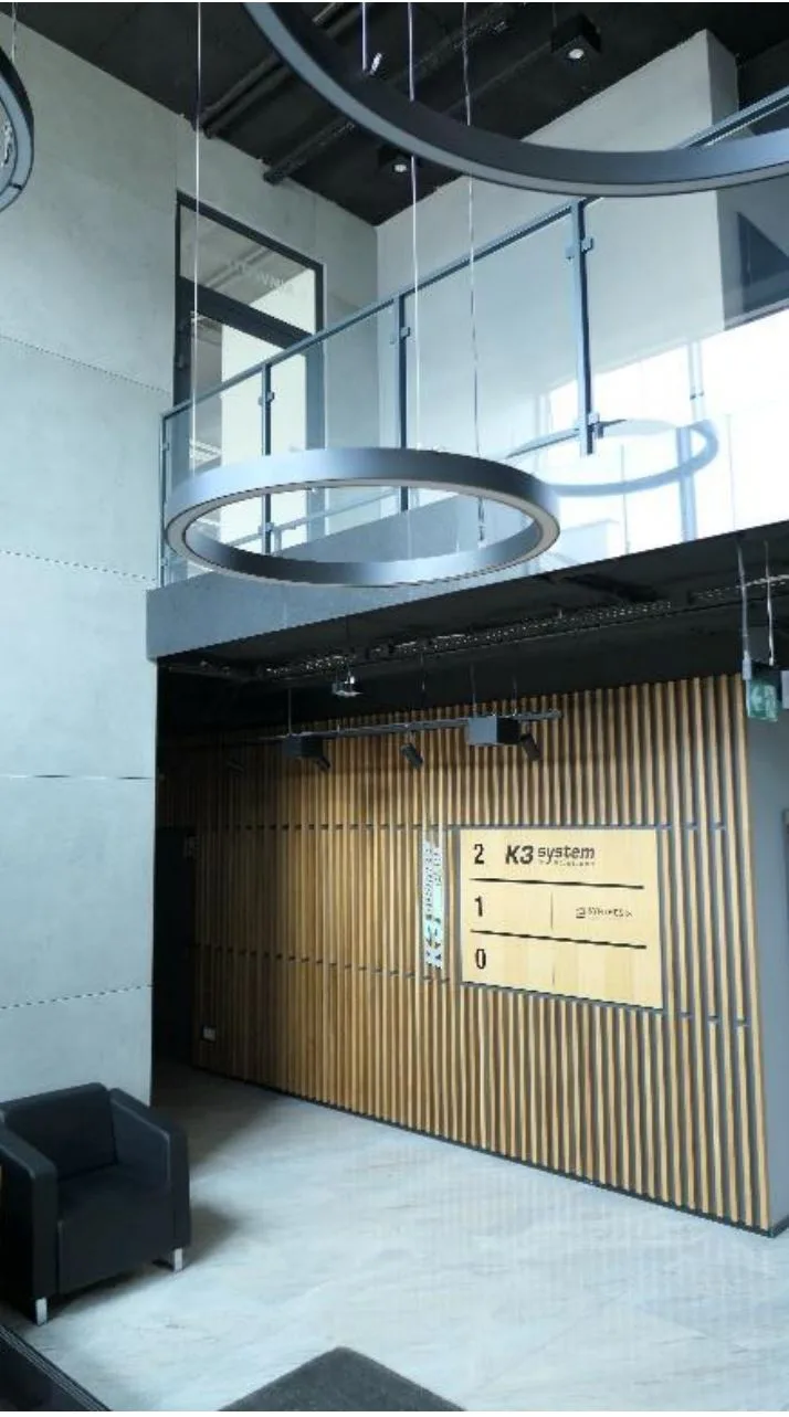 Wawer-Gocław nowoczesne biuro 220m2 do aranżacji