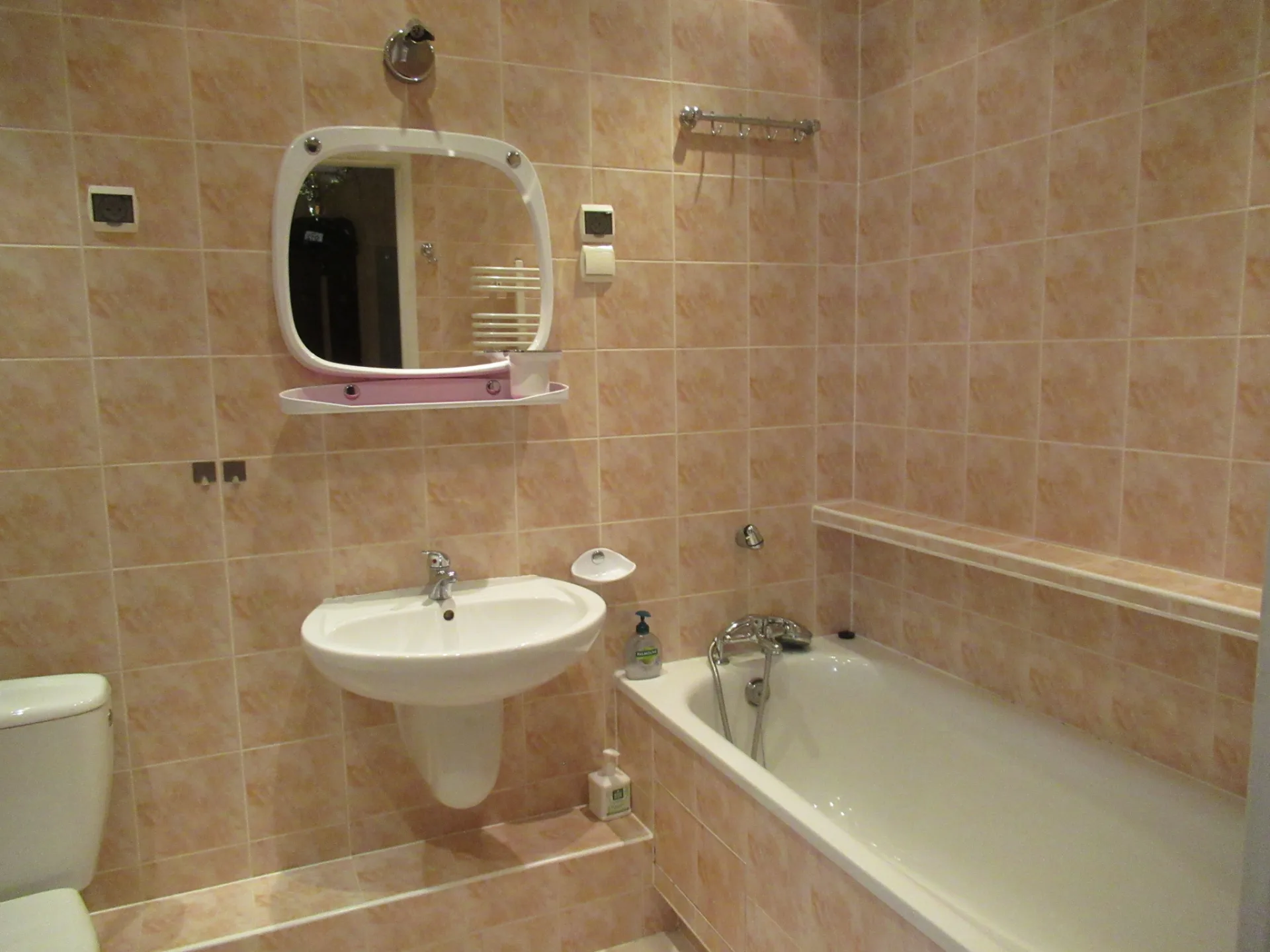 Do wynajęcia ładna kawalerka na Warcisława