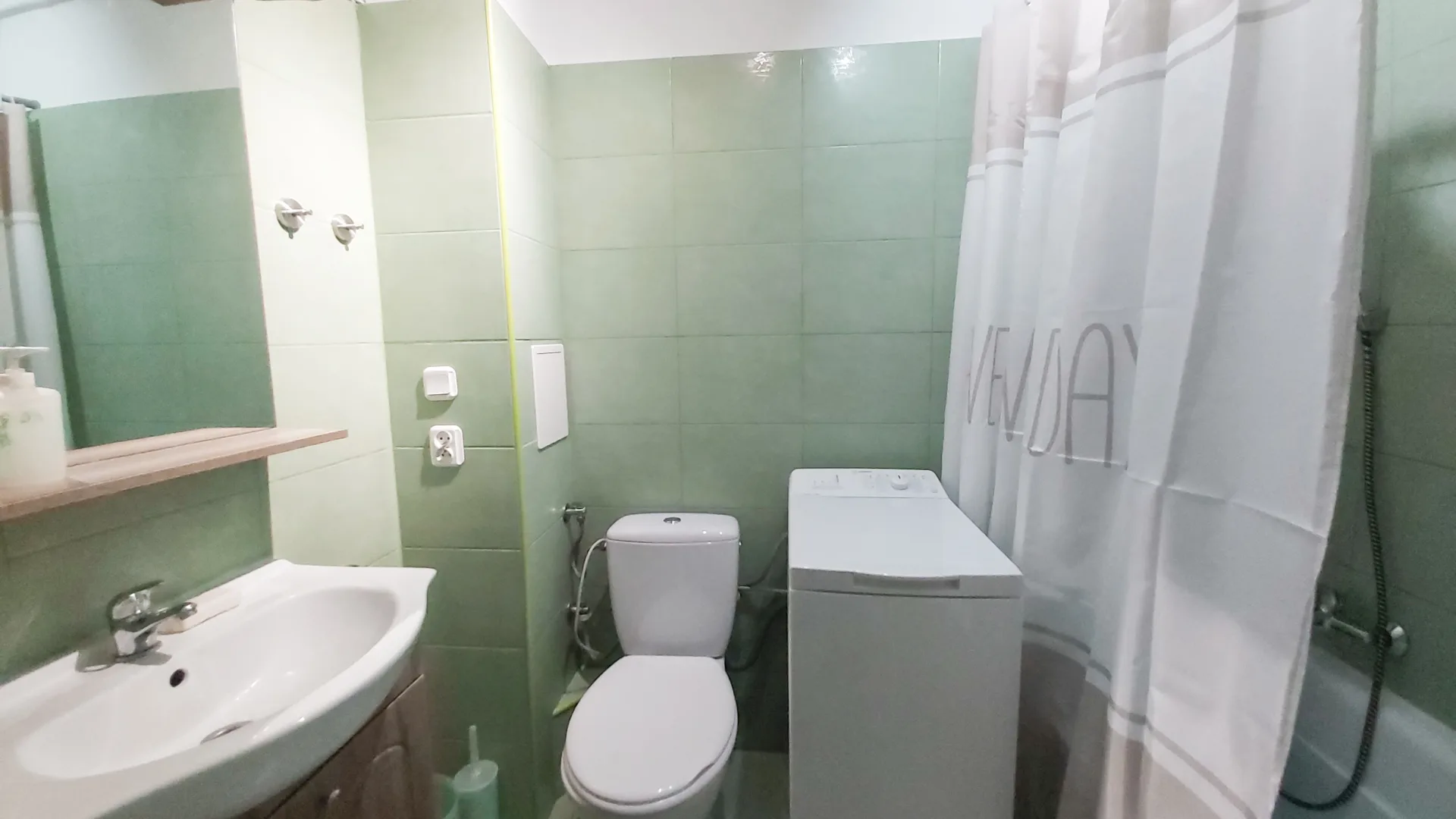 Bezpośrednio: słoneczna kawalerka, Tysiąclecie, 30m2, oddzielna kuchnia