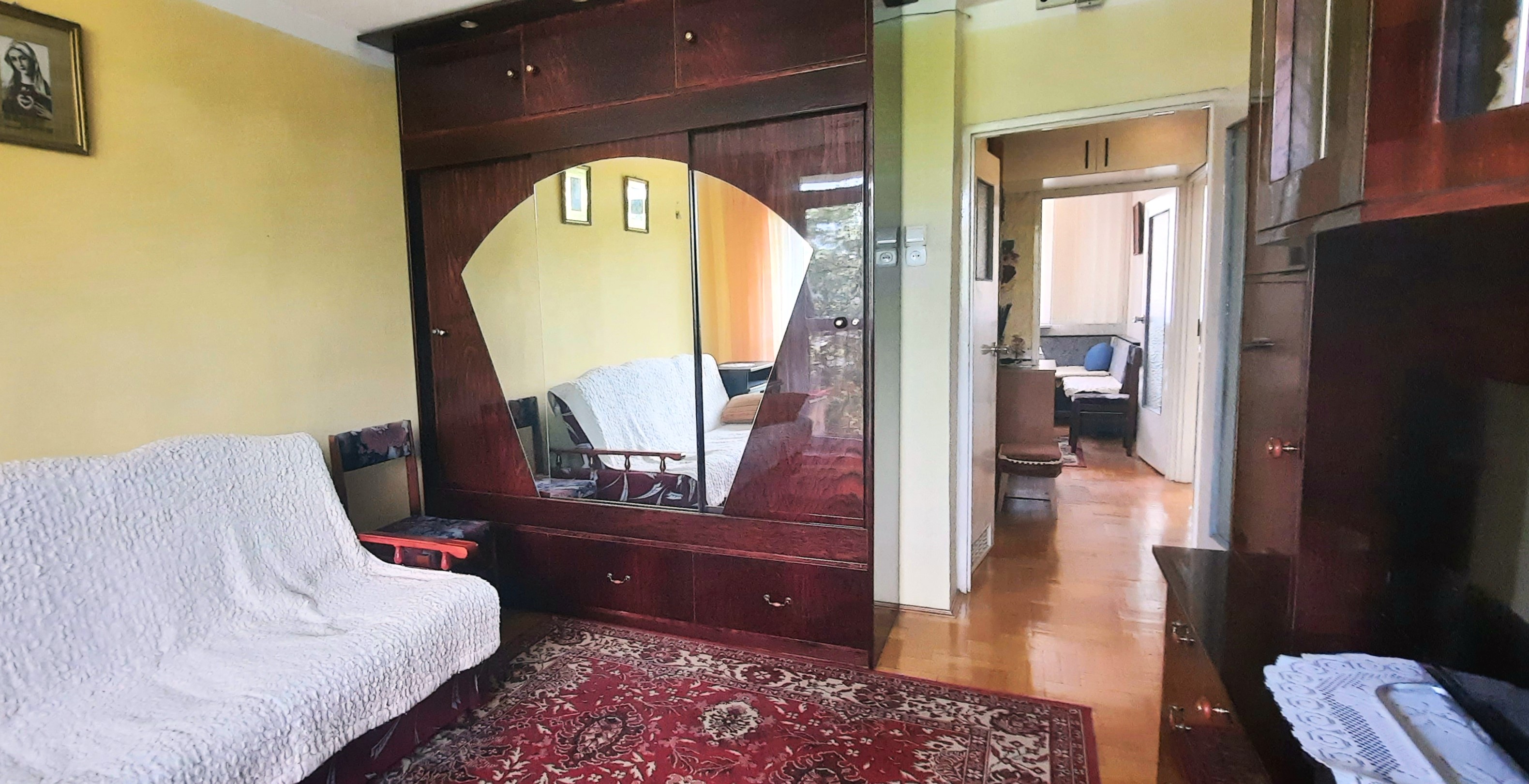 Sprzedaż mieszkania własnościowego z KW