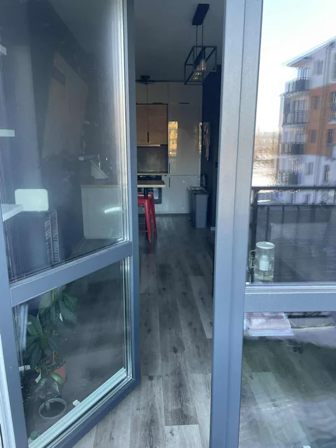 Nowoczesne 2-pokojowe mieszkanie z garażami w cenie, umeblowane!