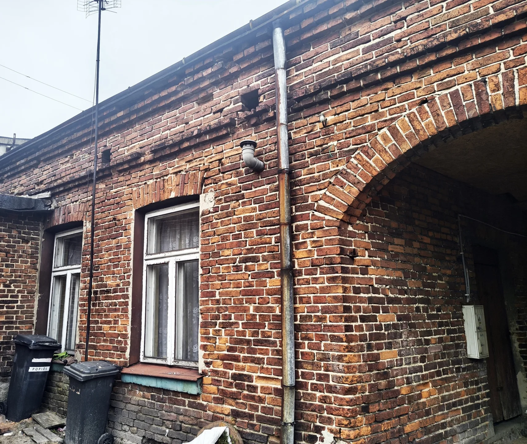 Sprzedam mieszkanie 33,2 m2 w miejscowości Gorzkowice