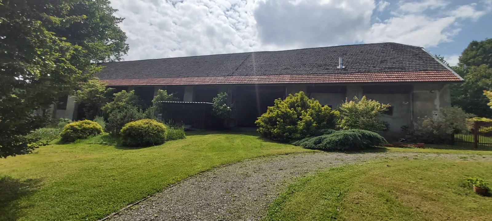 Siedlisko 1,1 ha + stodoła 400 m² | Kończyce Wielkie