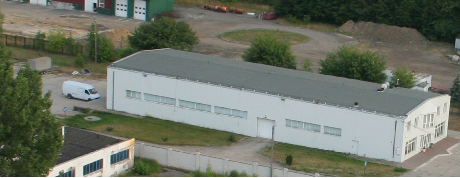 Biurowiec z halą magazynową