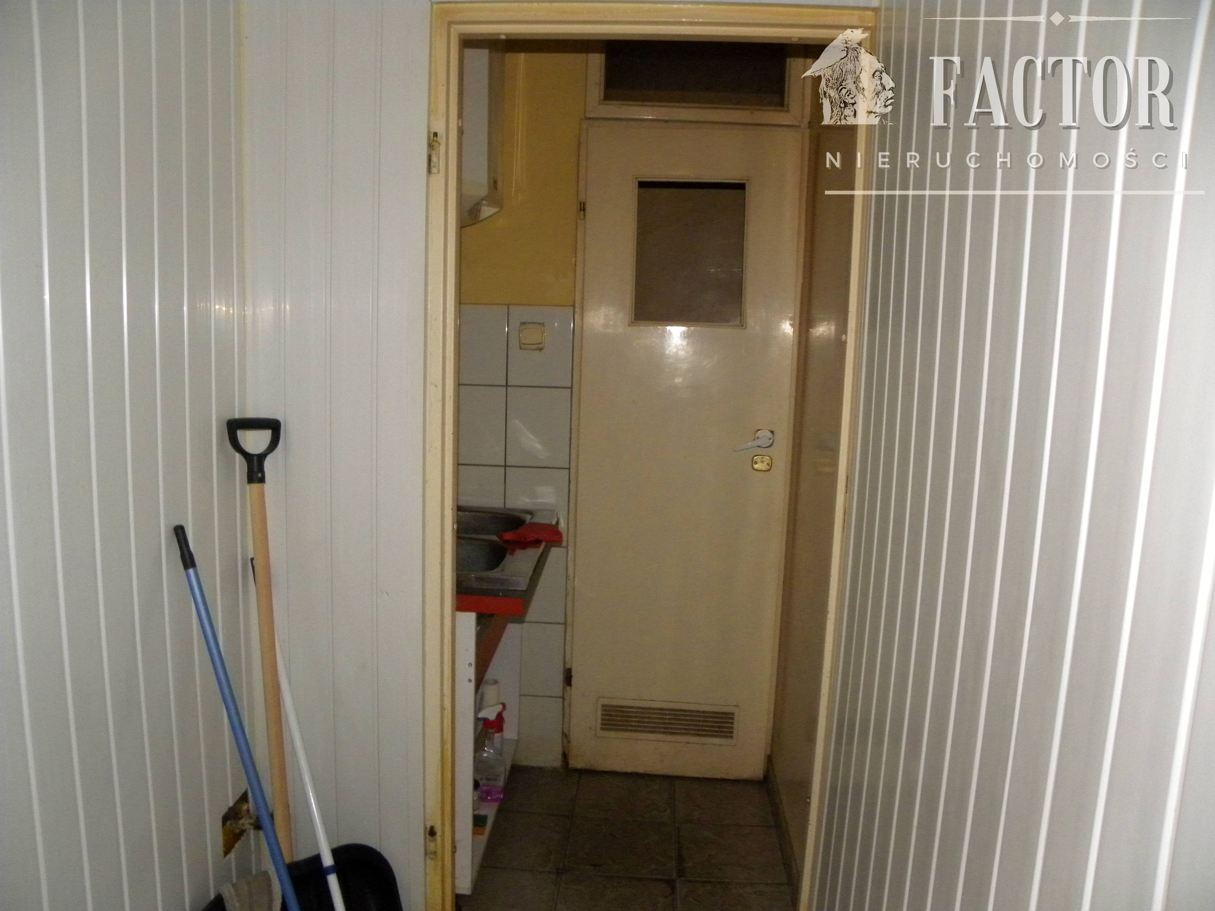 Gorlice, budynek handlowo-usługowo-mieszkalny, 642S/2021