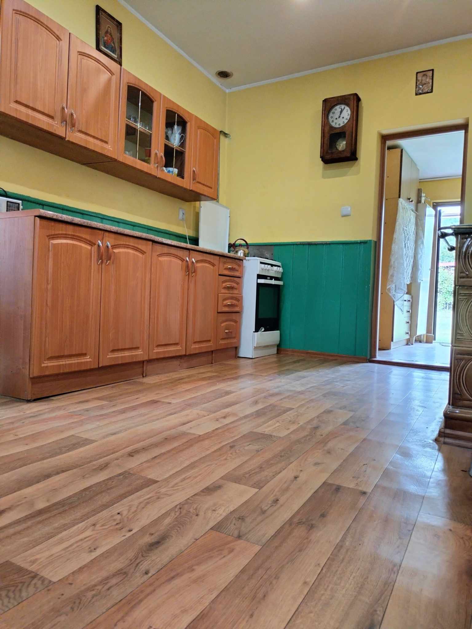 Dom w Żdżarach z działką 1,2 ha