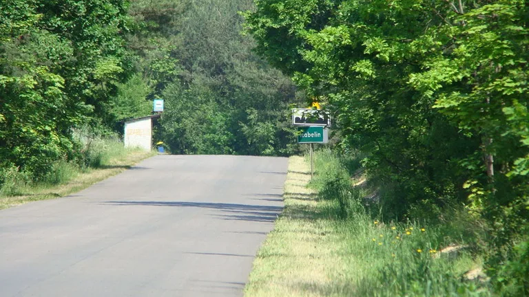 Sprzedam Dużą Piękną działkę budowlaną plus las