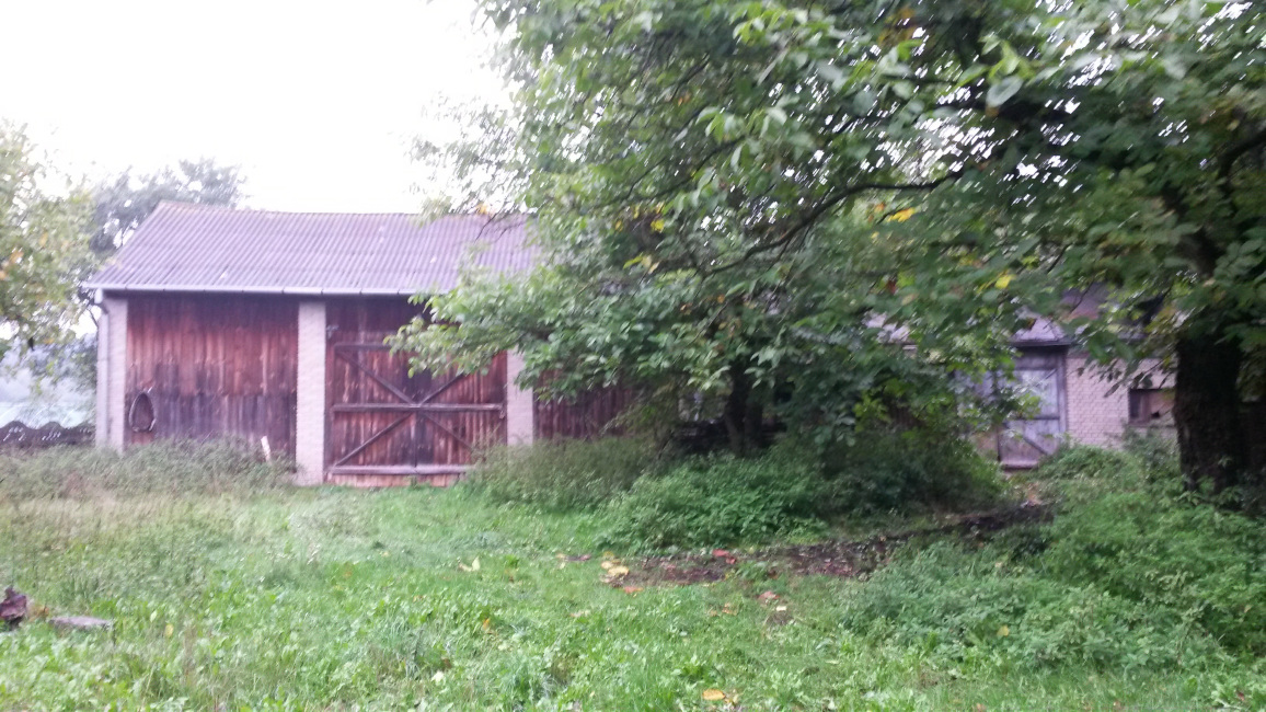 Nieruchomość rolna - dom i działka