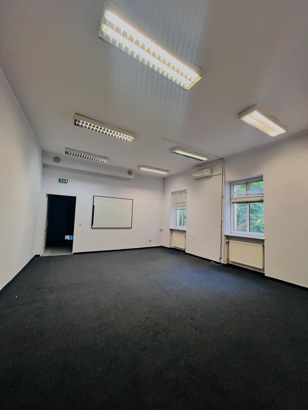 Zaułek Świdnicki/Rynek małe pokoje od 20 m2 do wynajęcia