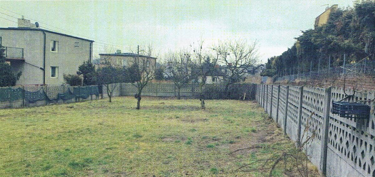 Sprzedam działkę o pow. 716m2 w Świerklaniec